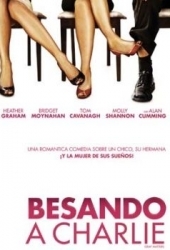 Besando a Charlie